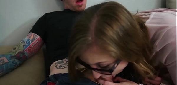  JOHNNYGOODLUCK Babe With Glasses Gracie May Green Fucked